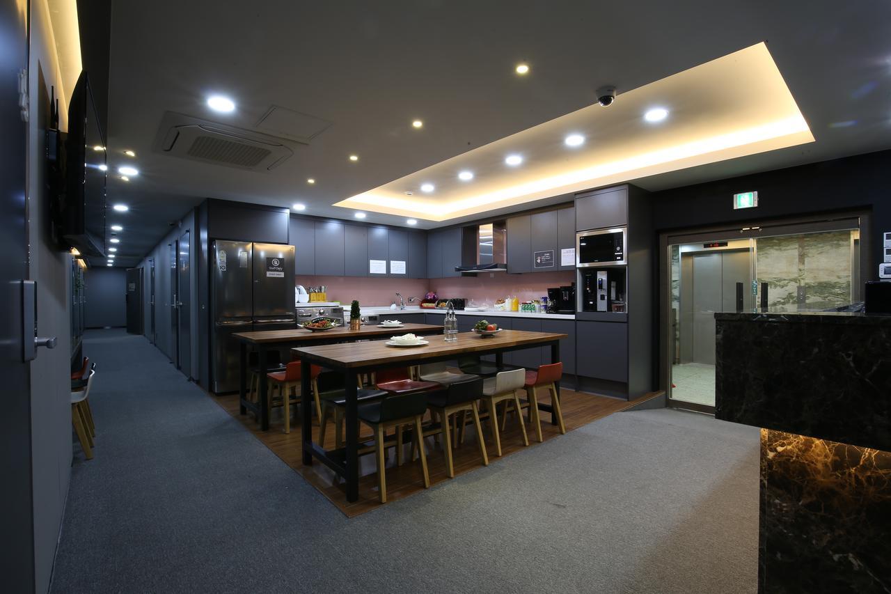 Philstay Myeongdong Séoul Extérieur photo