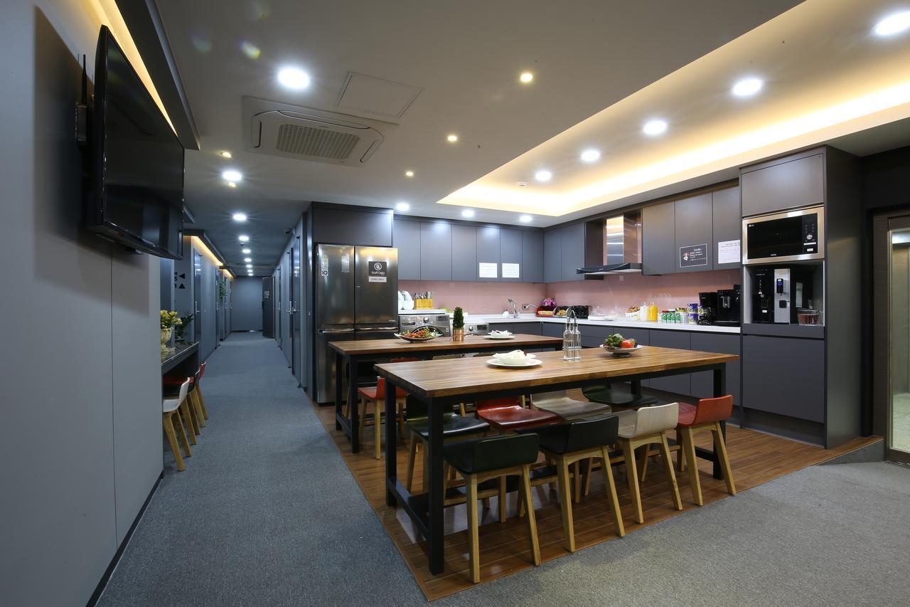 Philstay Myeongdong Séoul Extérieur photo