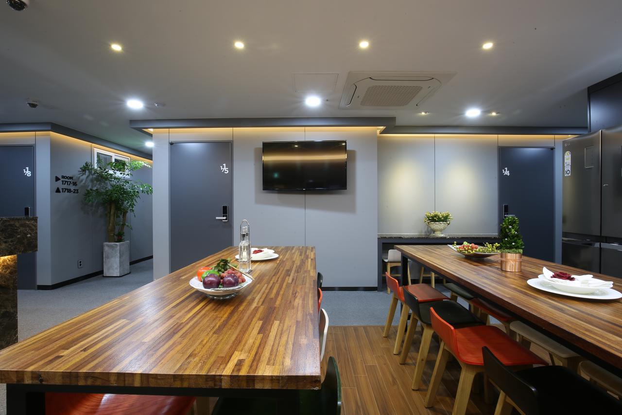 Philstay Myeongdong Séoul Extérieur photo