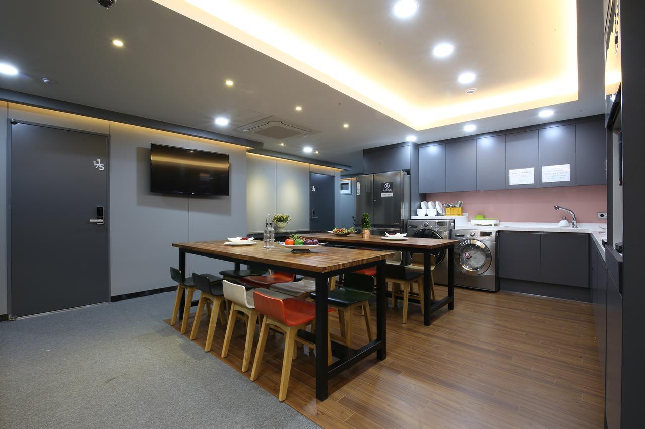 Philstay Myeongdong Séoul Extérieur photo